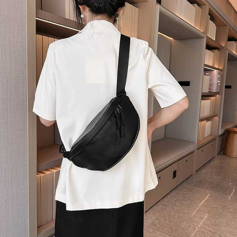 Fashion Simple Chest Pack 2024 New PU Belt Bag Brand Design Women Fanny Pack Casual Travel Shoulder Crossbody Bag Lady Waist BaT251128