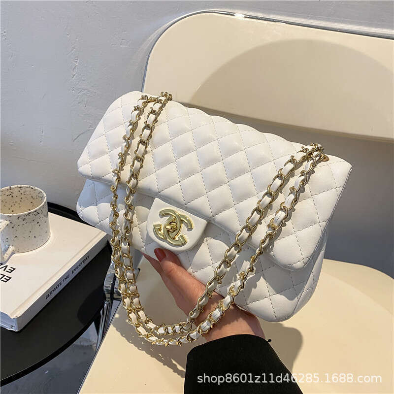 Women's 2024 Fashion Single Shoulder Crossbody High Texture Small Fragrant Style Diamond Grid Chain Bag