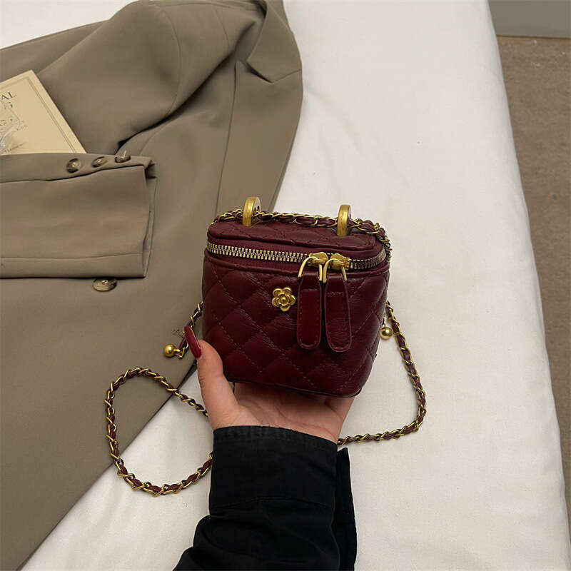 Shoulder bag Designer Handbag mini Luxury bags square diamond grid Fashion Retro Handheld Underarm High End Solid color hot selling travel festival bi