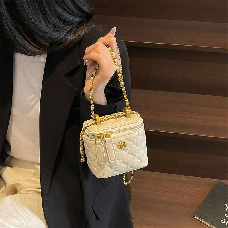 Shoulder bag Designer Handbag mini Luxury bags square diamond grid Fashion Retro Handheld Underarm High End Solid color hot selling travel festival bi