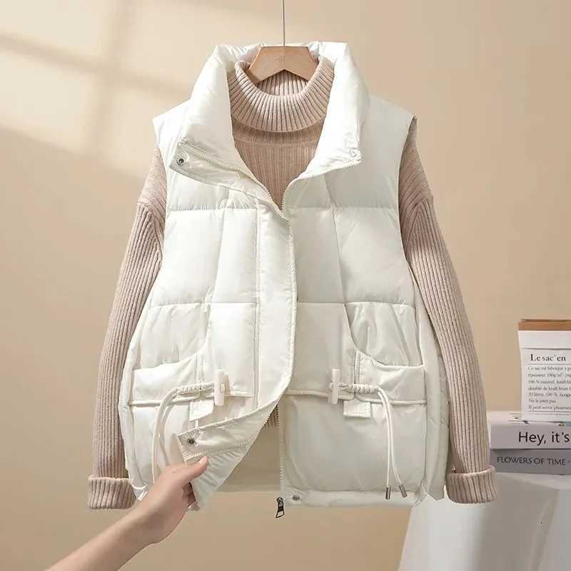 New Vest Jacket Female 2025 Autumn Winter Korean Warm Cotton Padded Sleeveless Coat Women Parkas Thicken Short Waistcoat OutcoatT251128