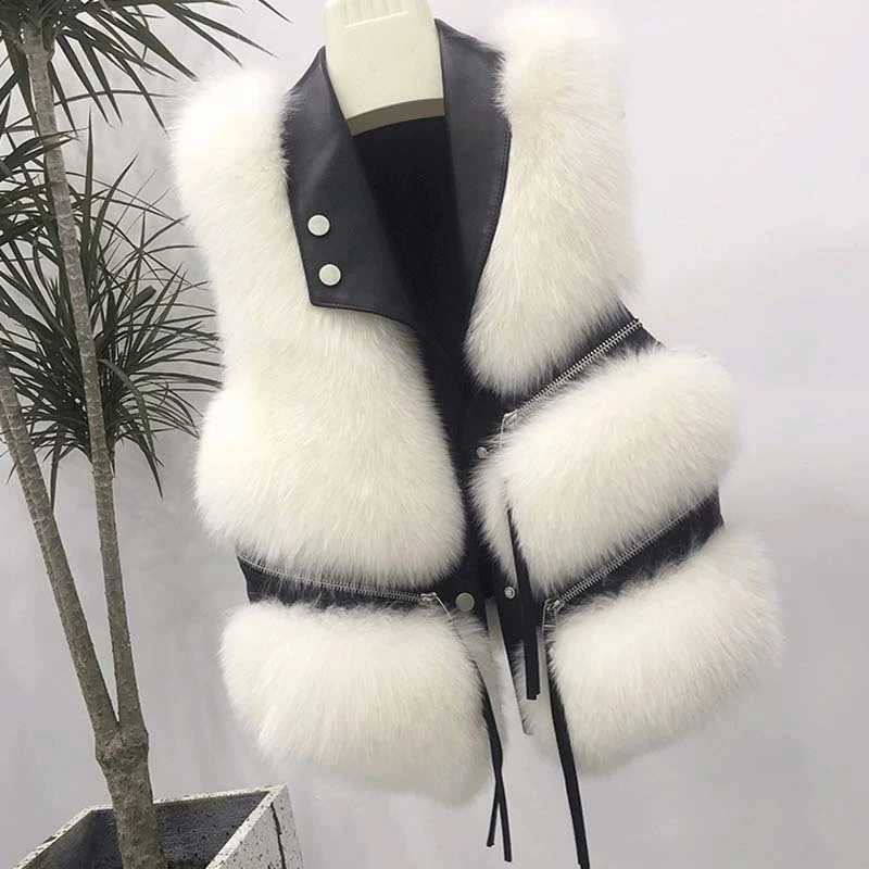 Autumn Winter Splicing Imitation Fox Fur Grass Vest Women Short Jacket 2025New Fashion Versatile Sleeveless Lady Waistcoat CoatT251128