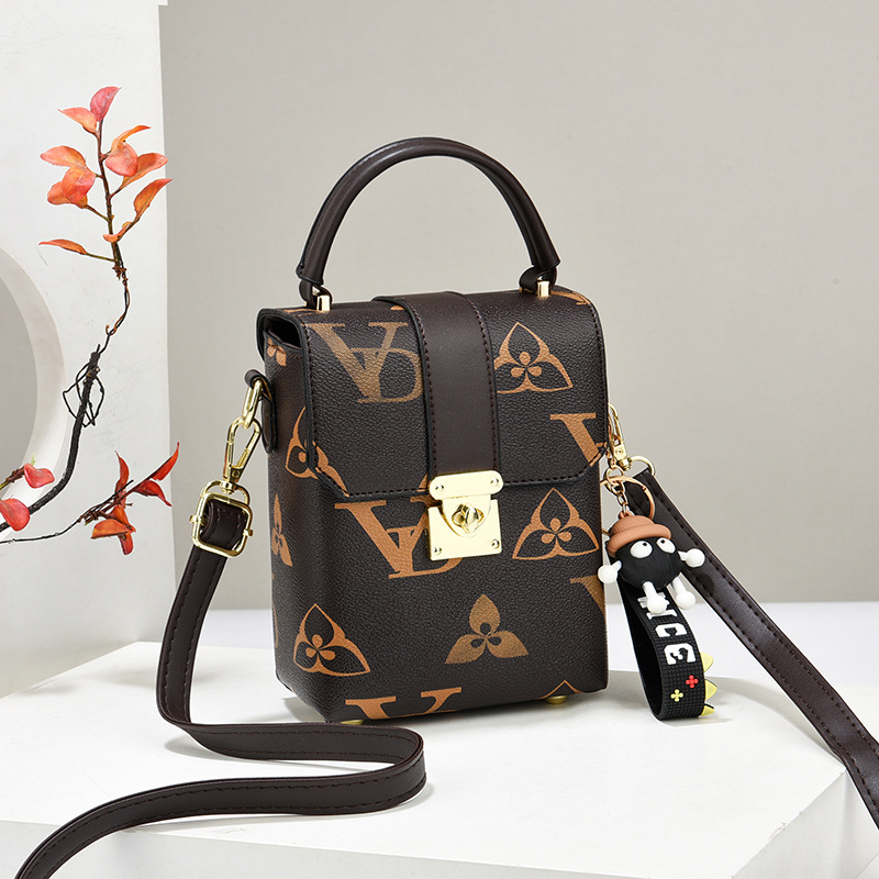 Free Shipping 2025 Summer Fashion Printed Mini Square Women New Letter Pattern Versatile Minimalist Multi Color Shoulder Crossbody Bag