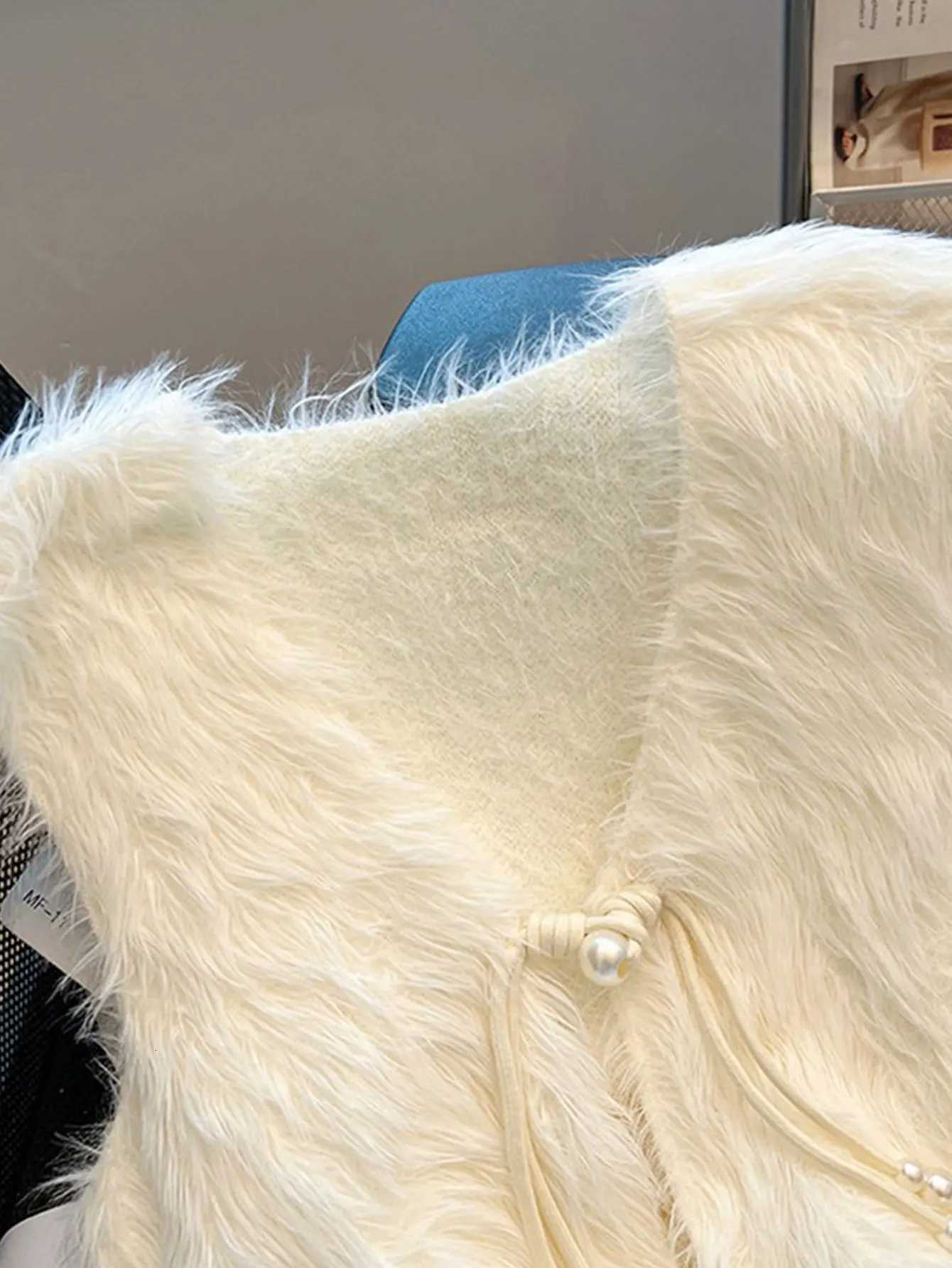 Knitted Vest Furry Style Soft and Comfortable Lace-Up Versatile Easy to Wear Cardigan Elegant and FashionableT251128