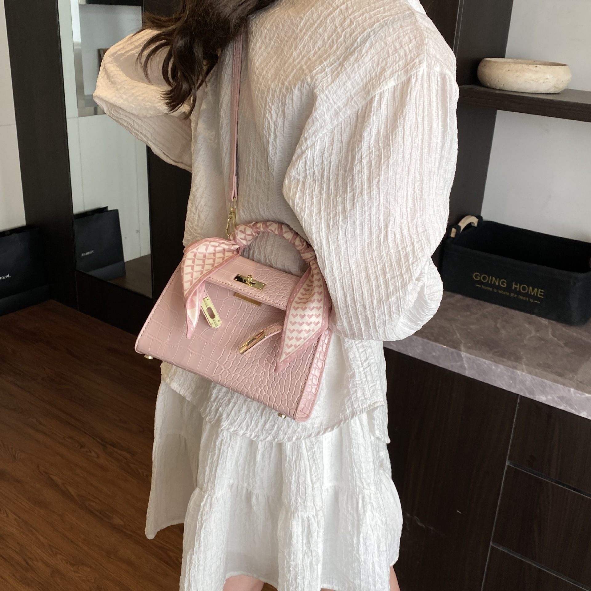 Designer 2025S patent leather Kelly women high-end stone pattern hand-held small square new fashion versatile shoulder diagonal cross bag