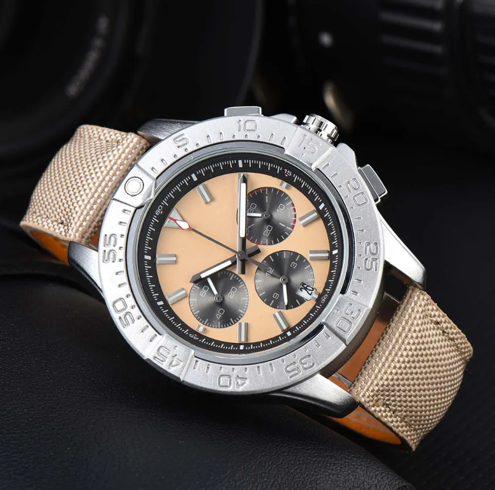 NEW Top Quality Wristwatches Original Brand Watches For Men Luxury Wristwatch Automatic Date quartz movement Rubber Strap Test Male Clocks