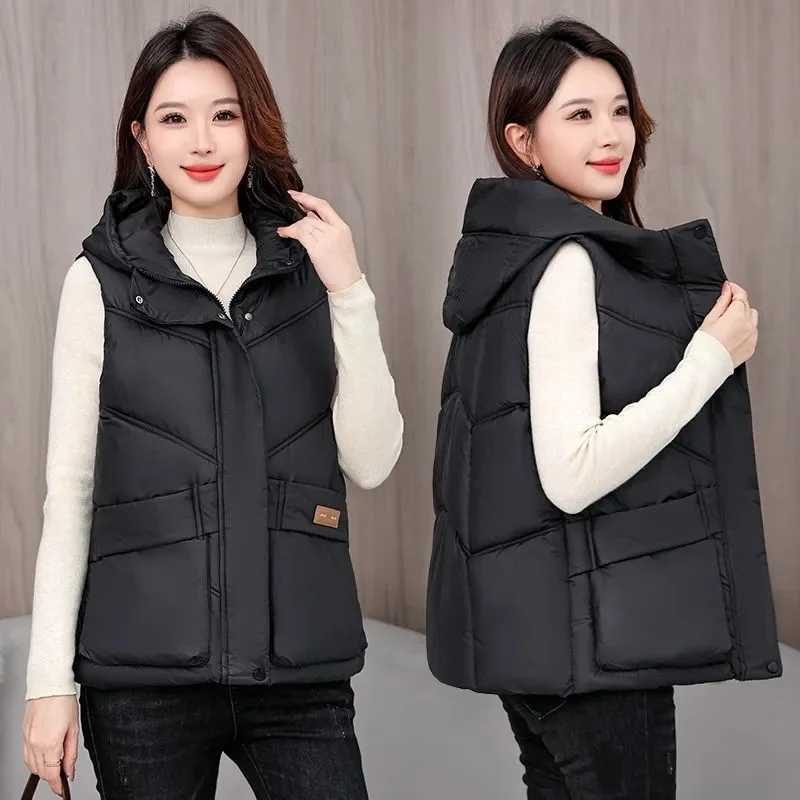 Down Cotton Vest Coat Women Parkas Autumn Winter 2025 New Hooded Warm Sleeveless Jacket Thicken Fashion Waistcoat Outcoat FemaleT251128