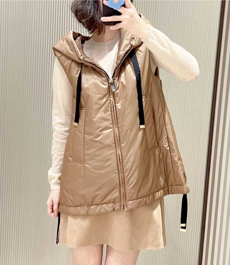 2025 Autumn and Winter New Womens Vest Loose Hooded Commuting Down VestT251128