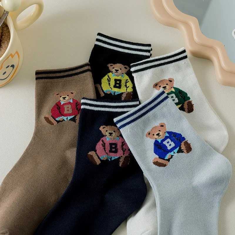5 Pairs Womens Socks Fall Trend Striped Letter Bear Cartoon Harajuku Cute Kawaii Middle Tube Socks Casual Comfortable Warm J251128