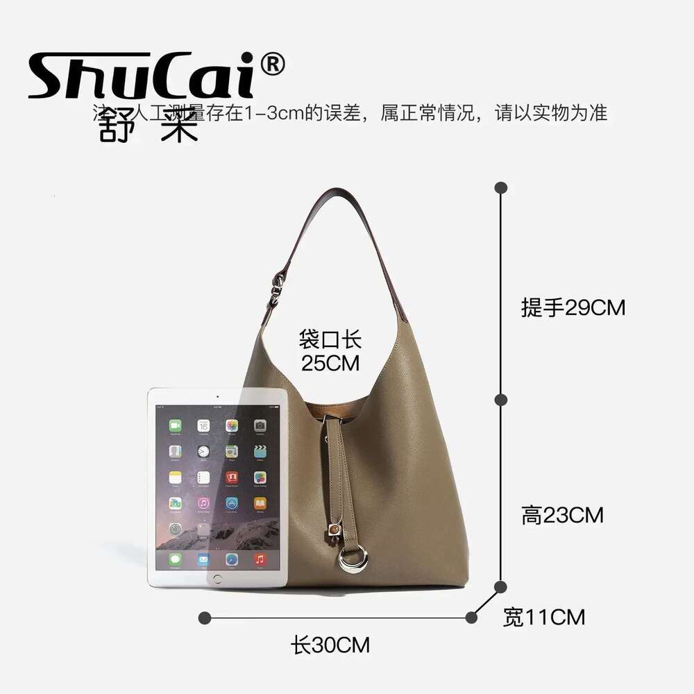 New large capacity handheld underarm female fashion retro shoulder niche commuter tote bag