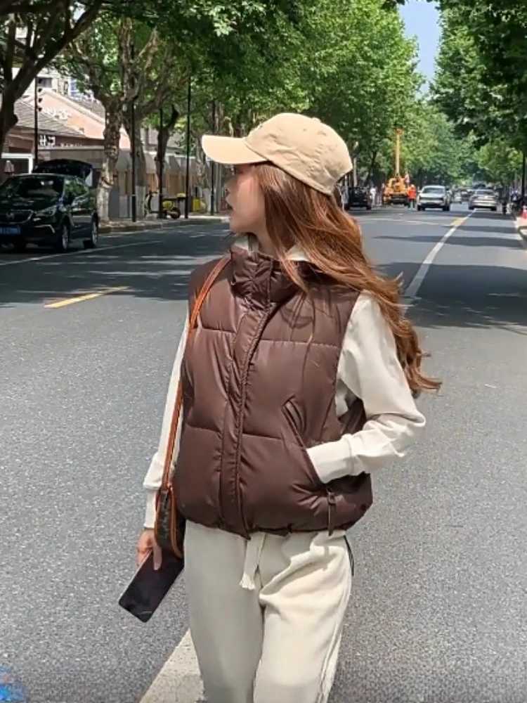 Winter Down Cotton Vest Jacket Womens Sleevele Stand Parkas Warm Short Vest Coat Female Waistcoat Overcoat Ladies TopsT251128