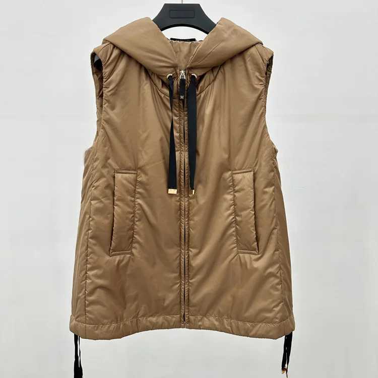 2025 Autumn and Winter New Womens Vest Loose Hooded Commuting Down VestT251128