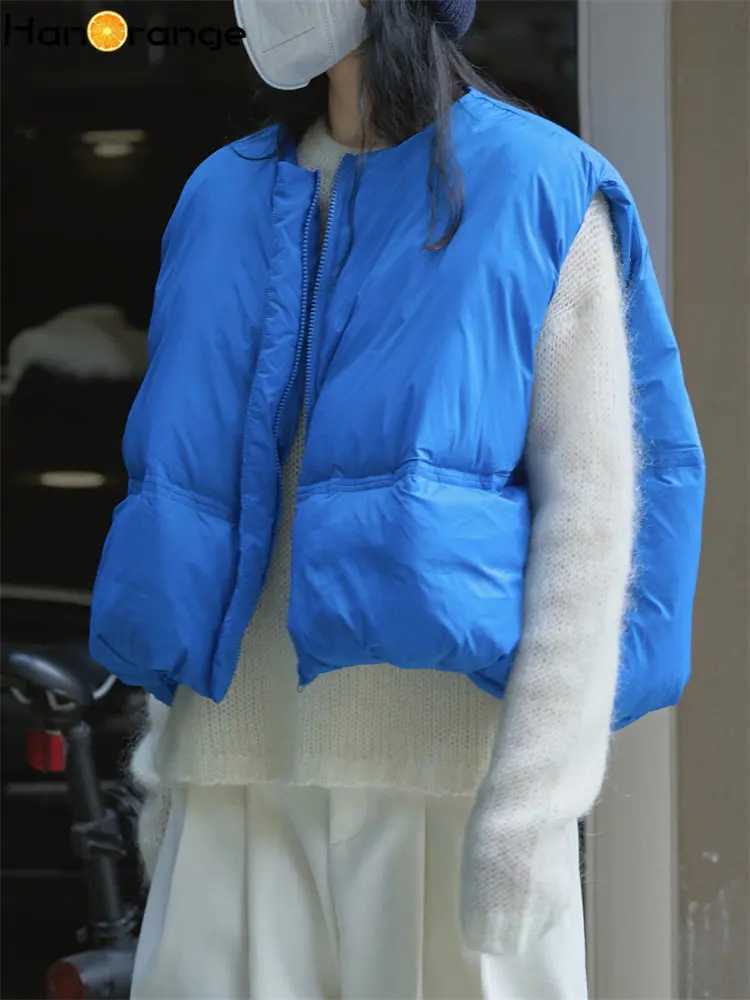 HanOrange 2024 Autumn Winter O-neck Vest Women Loose Profile Fluffy Warm Sleeveless Top Jacket Female Black/Blue/Light ApricotT251128