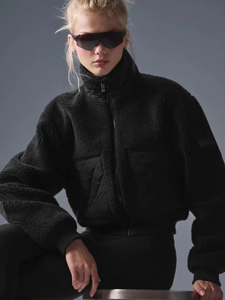 Thicken Warm Lambs Wool Short Coat Women Zipper Stand Collar Winter Jacket Fashion High Street White Jackets for 251126