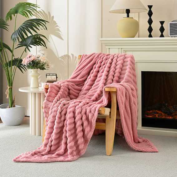 Shedding-proof Rabbit Fur Plush Multi-functional Blanket Autumn and Winter High Gram Weight Flannel Office Cover Blanket Sofa Blanket C251128