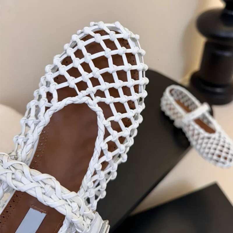 2025 New Retro Classic Woven Hemp Rope Hole Hollow Flat Sandals Ballet Mary Mesh Precious Single Shoes