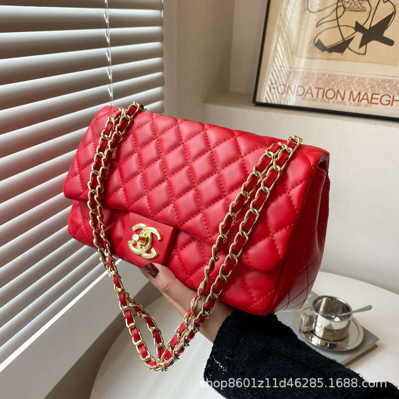 Women's 2024 Fashion Single Shoulder Crossbody High Texture Small Fragrant Style Diamond Grid Chain Bag