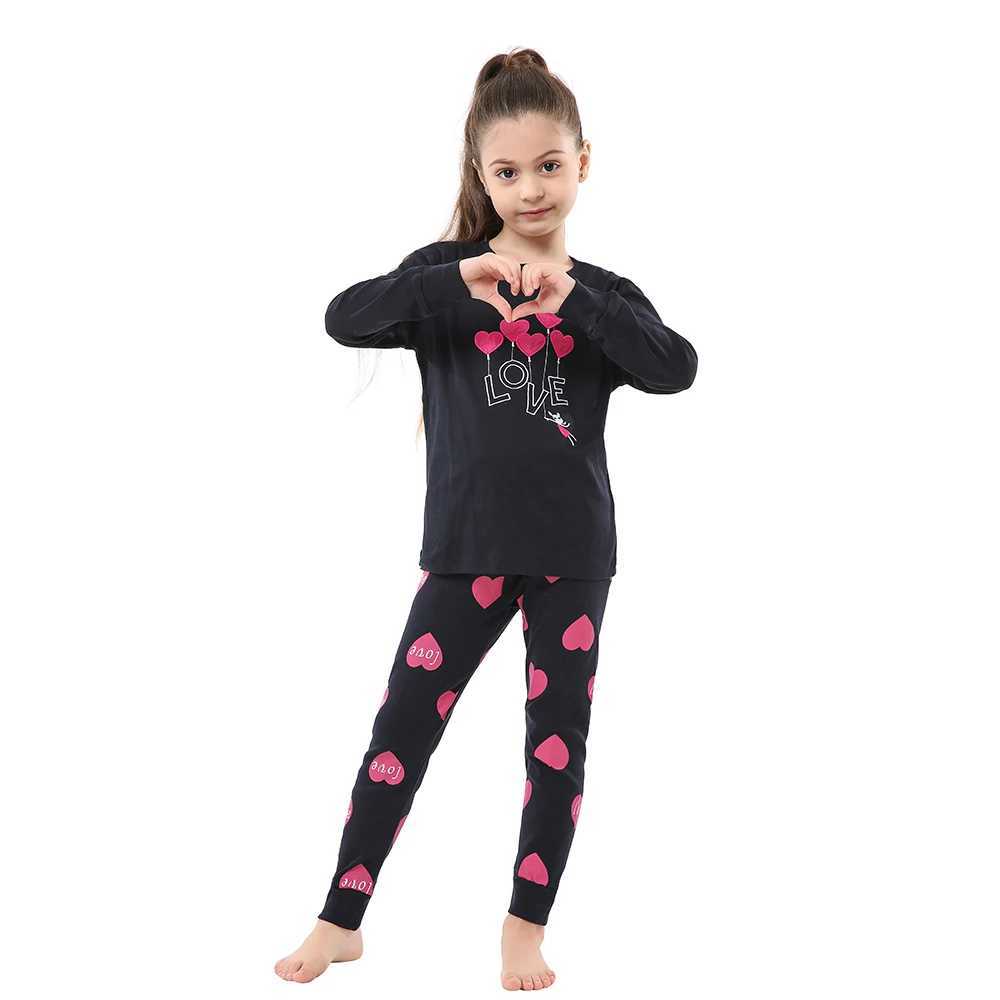 100 Cotton Christmas Pajamas Long Sleeve LOVE Girls Suits Baby Wears Girls 2pc Pyjamas Sets For Children Kids Clothing Set H260403