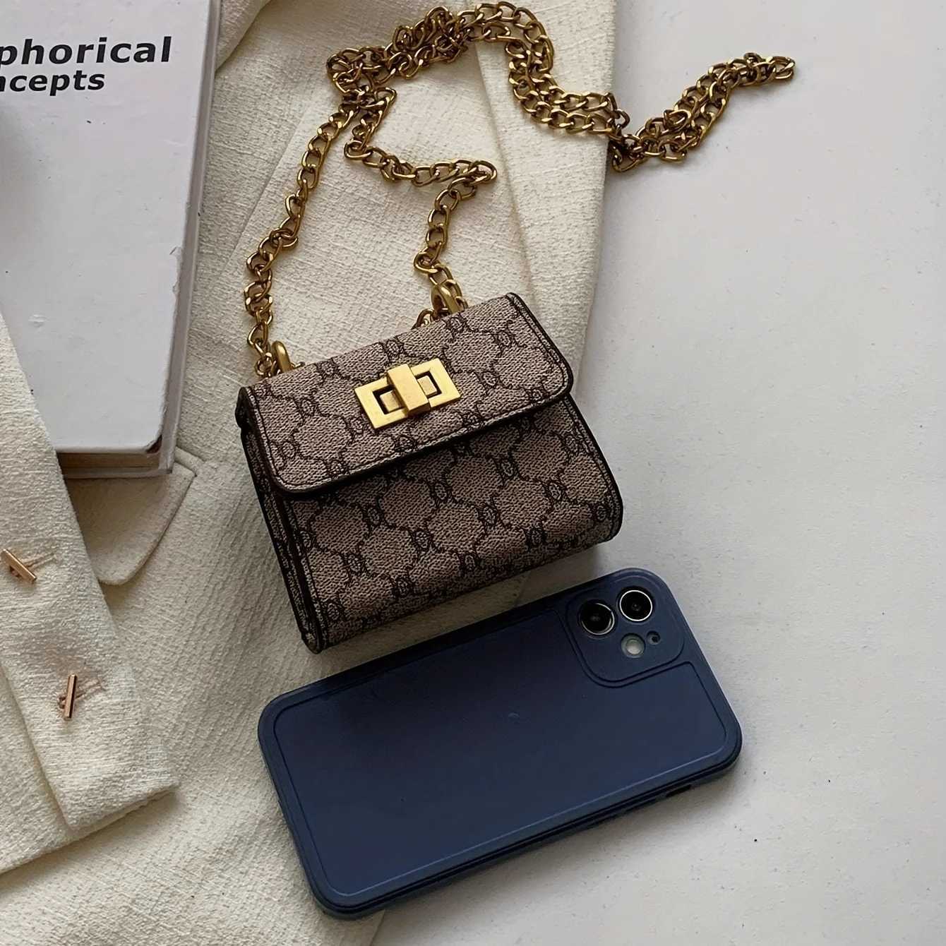 Designer Stylish Mini Crossbody Bag with Geetric Pattern Faux Leather Buckle Closure Painted Edge Detail Faux Leather Lining Purse Y251127