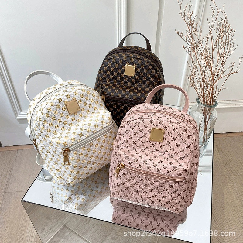 Trendy One-Piece Design Lady's Pack: Durable and Chic Back-to-School Gear Designer