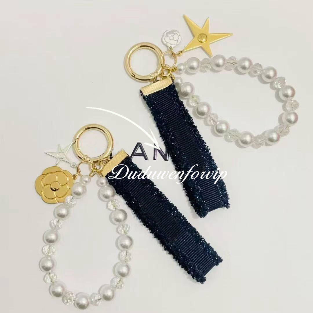 Party gift Fashion Classical Pearl Chain with Ribbion Star and Cemallia CC Charm DIY keychain with box