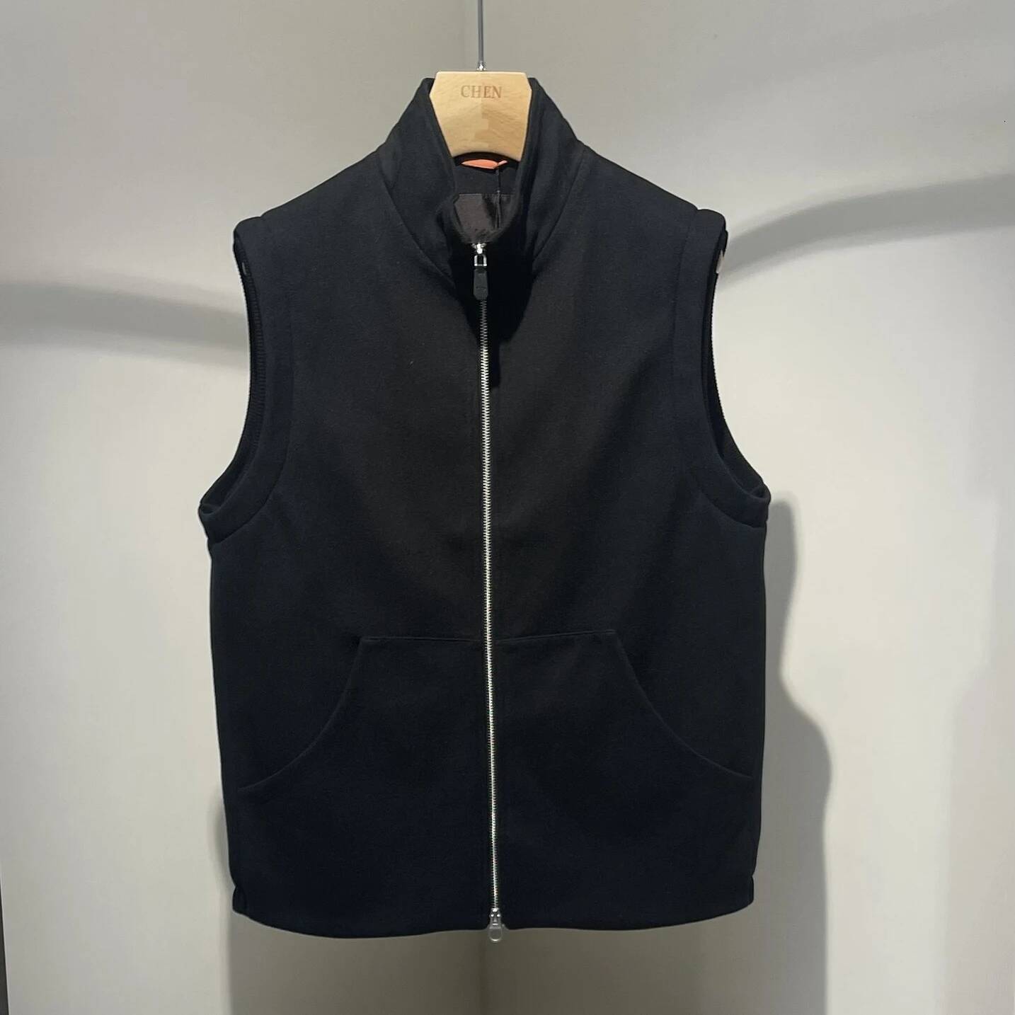 Italy LP Clothing 2025 Early Autumn New Simple Solid Color Fashion Stand-Up Collar Men's Casual Vest Jacket
