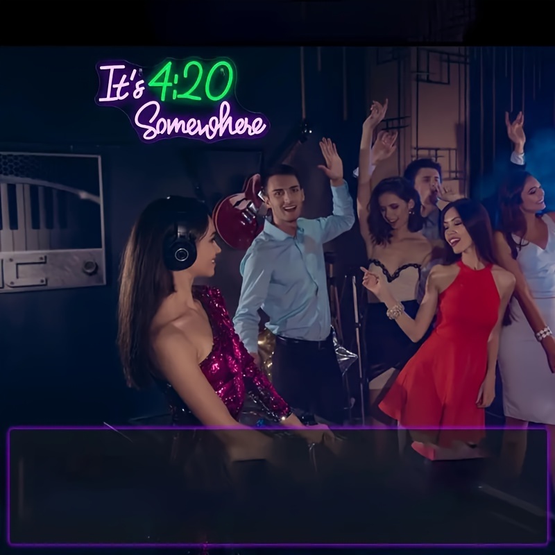 4:20 Chic Customizable 'Somewheresville' Dual Color Neon Lighting Fixture Ideal for Modern Spaces