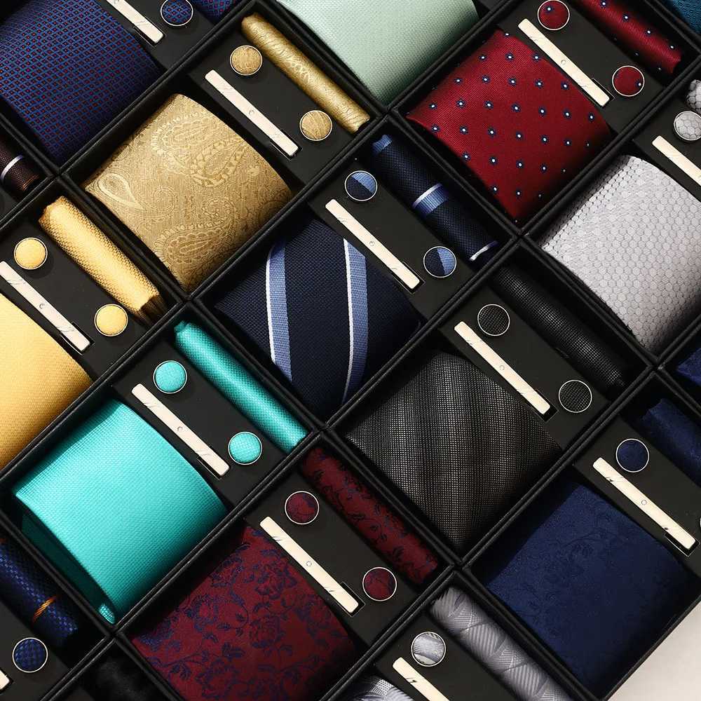 Newest Style Gift Box 8 cm Tie Handkerchief Cufflink Clip Set Men Blue Striped Wedding Gravata Suit Accessories Fit Workplace X251128