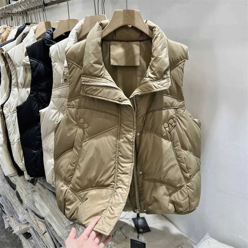 Winter Sleeveless Jacket Female Down Vest 2025 New Duck Down Puffer Waistcoat Ultra Light Winderproof Outwear Women GiletT251128