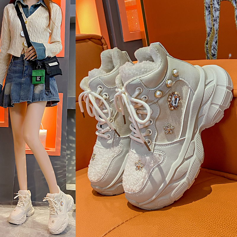 Winter Fashion Warm Shoes Crystal Metal Decorative Thick Soled Sports Shoes Women's Luxury Plush Warm BootsWomen's Luxury Velvet Warm Boots 
