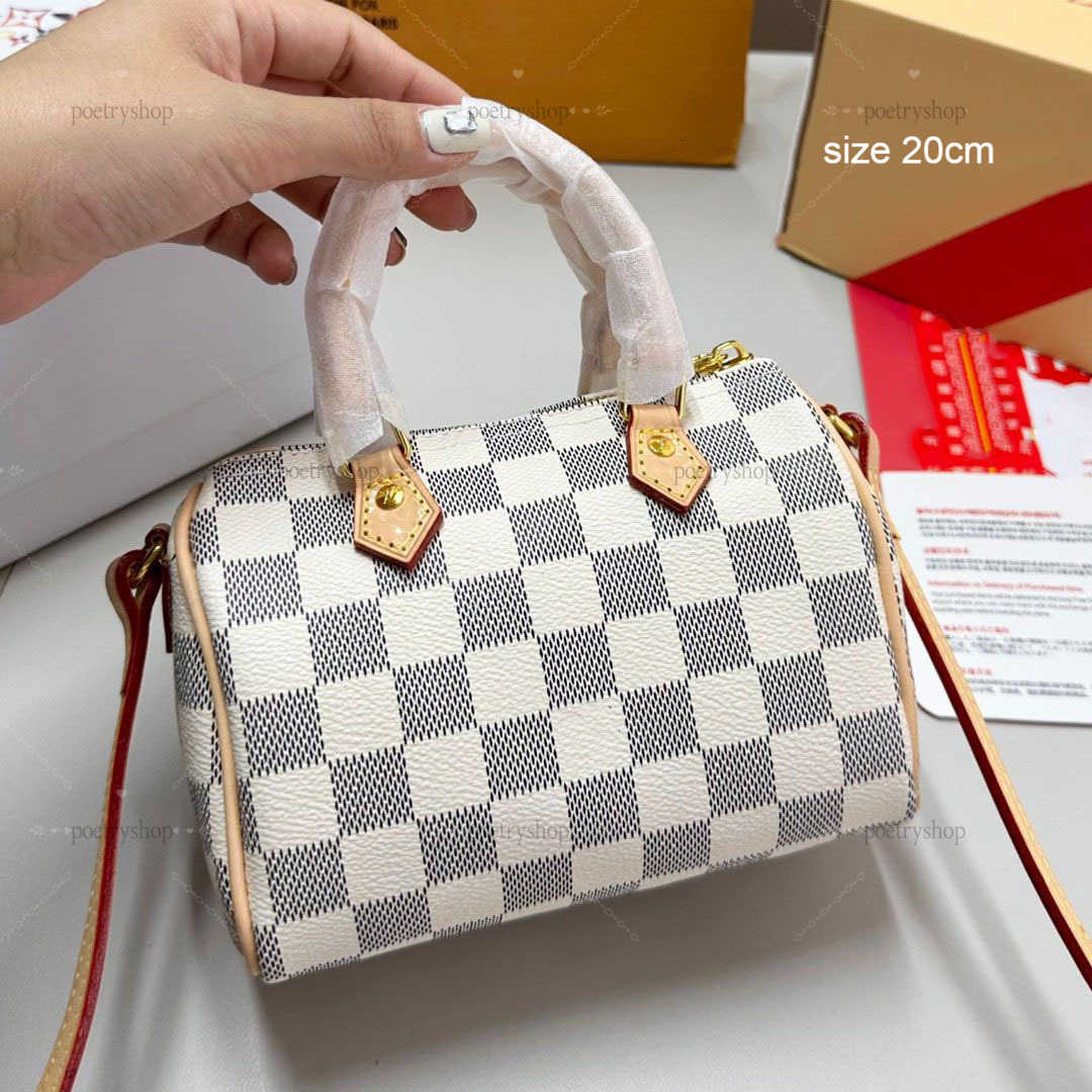 2025 Designer bag mini bag Shoulder Bag New Leather Denim Crossbody bags Embossed Tote Vintage Female Purse fashion casual Adjustable Strap Handbag 16cm 20cm 25cm