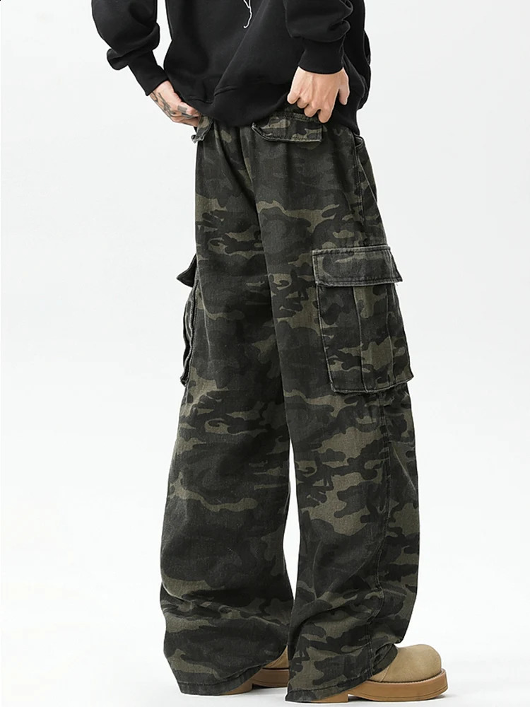 Mens fashion pants jeans washed camouflage multi pocket straight wide leg mens pants jeans style 250423
