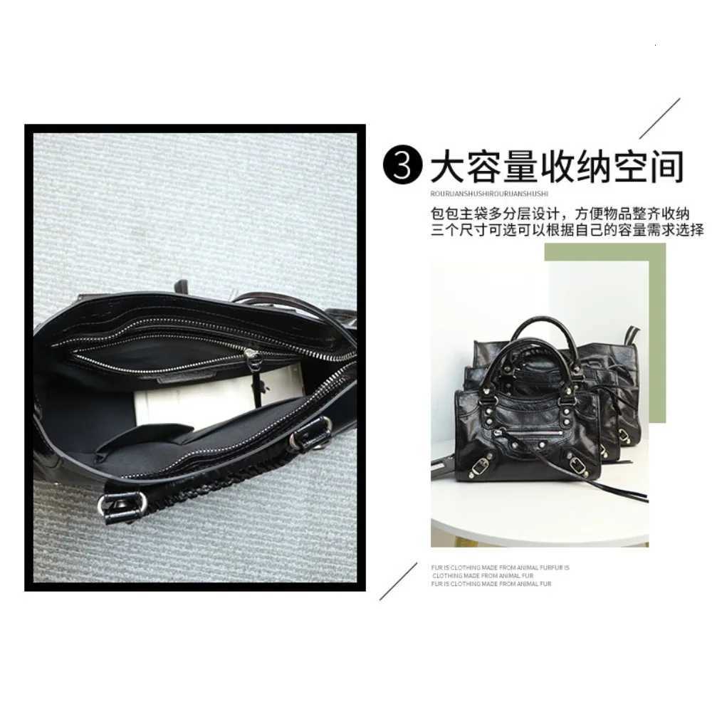 Premium Spice Bag 2025 New French Locomotive Bag Soft Suede First Layer Cowhide Crossbody Handbag Casual Sweet Cool K251128