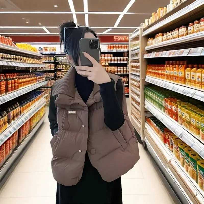 Womens Plus Size Down Cotton Coat Vest Cardigan Female 2025 Autumn Winter New Waistcoat Jacket Padded Sleeveless OverwearT251128