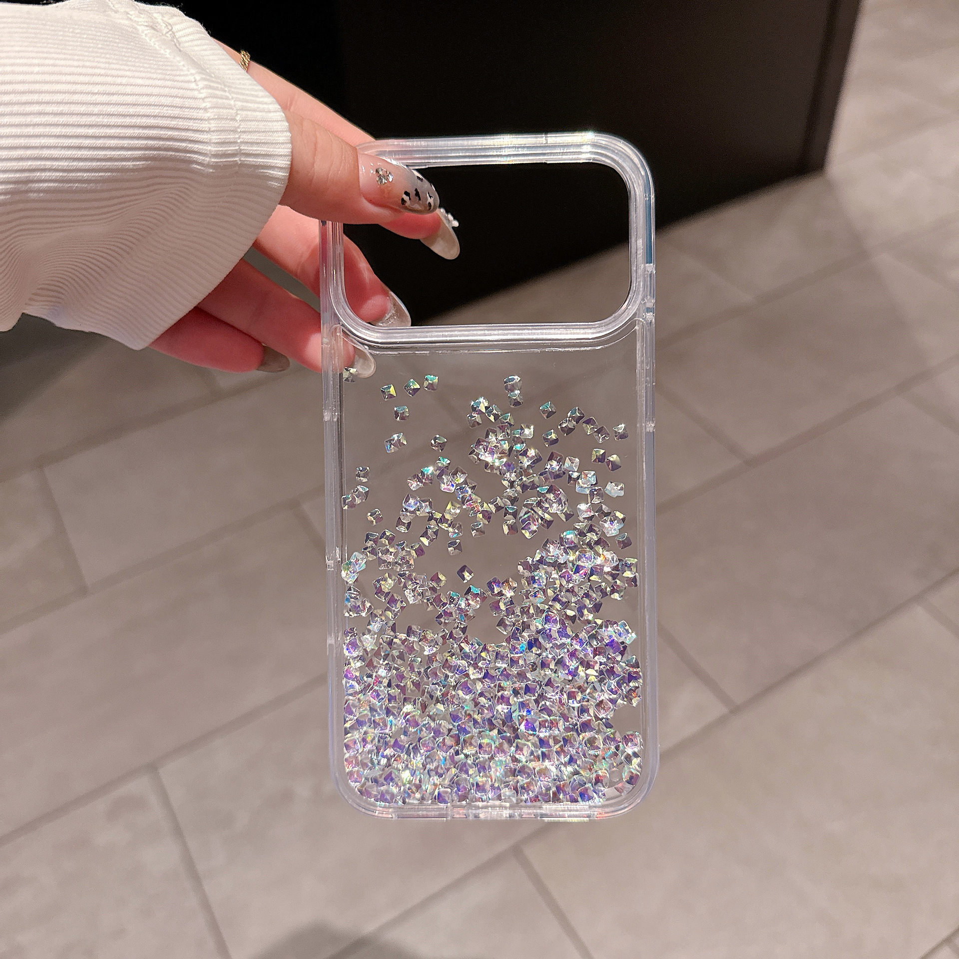 Transparent Flowing Sand Phone Case iPhone 17 Compatible with Apple 16/15/14 Pro Max Fashion Light Luxury High-end Feel