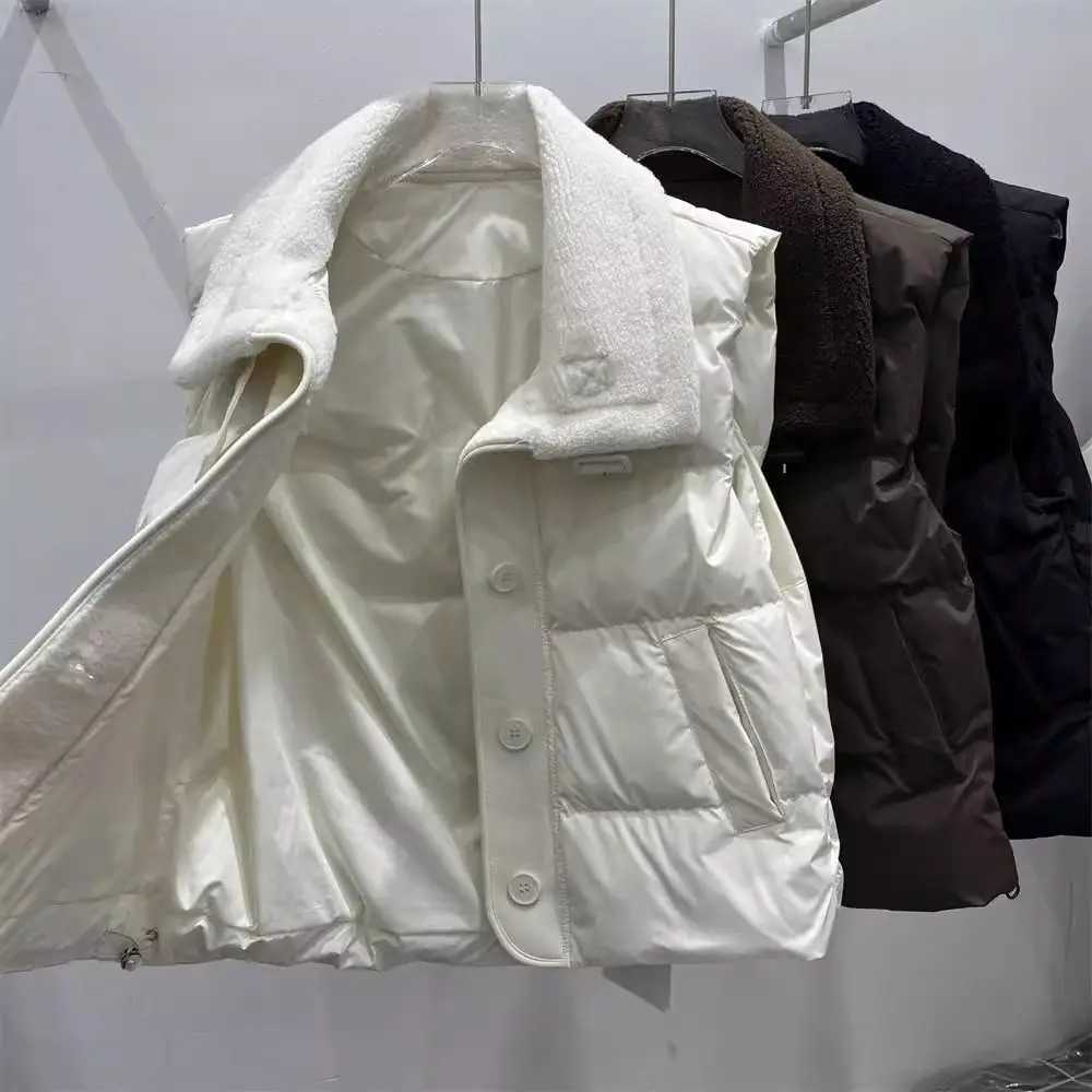 European Lamb Wool Lapel Thickened Cotton Vest Women Short Autumn and Winter New Style Leather Vest JacketT251128