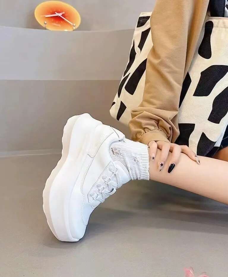 Thick soled Women's 2025 Spring and Autumn New Leather Height Increase 7CM Casual Sports White Shoes
