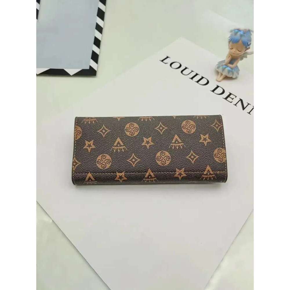 PU Leather Long and Fashion Emed Pattern Multi Card Slots Large Capacity Wallet for Women