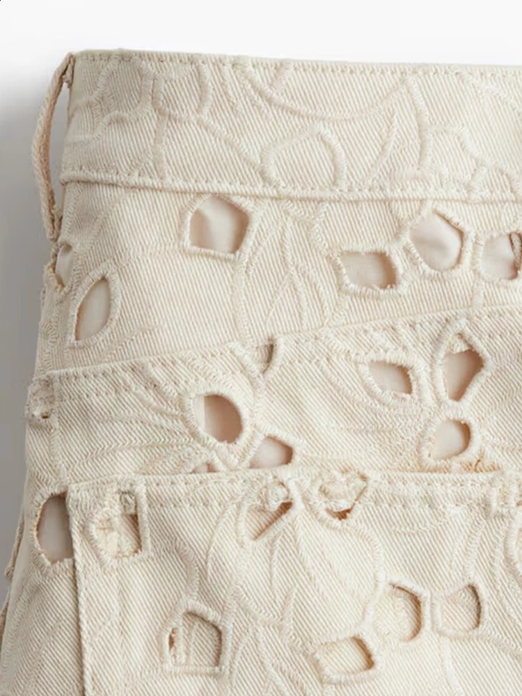 Fashionable hollow jeans womens high waist wide leg long jeans womens spring/summer street casual loose womens pants 250422