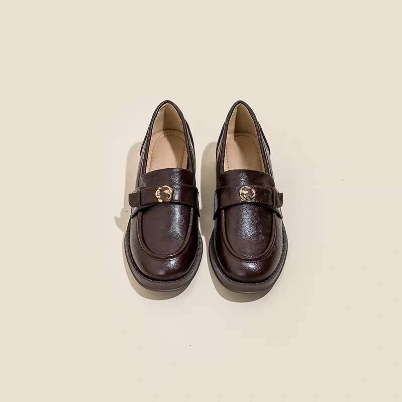 Soft Sole Retro Round Toe Loafers for Women New Camellia Slip-On Leather Shoes Spring Autumn British Style Versatile Flats