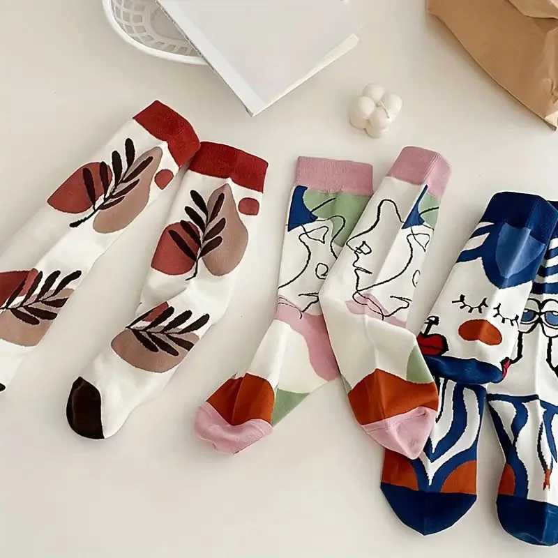 5 Pairs Elegant Graffiti Women Mid Tube Socks Fashionable Oil Painting Art Printing Soft Comfortable All Season Casual Socks J251128