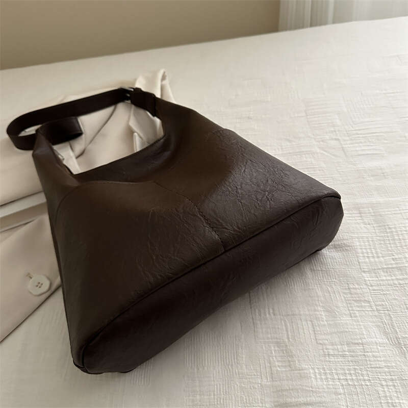 Tote for Women 2024 New Trend High-end Commuter Underarm Capacity Shoulder Large Crossbody Bag