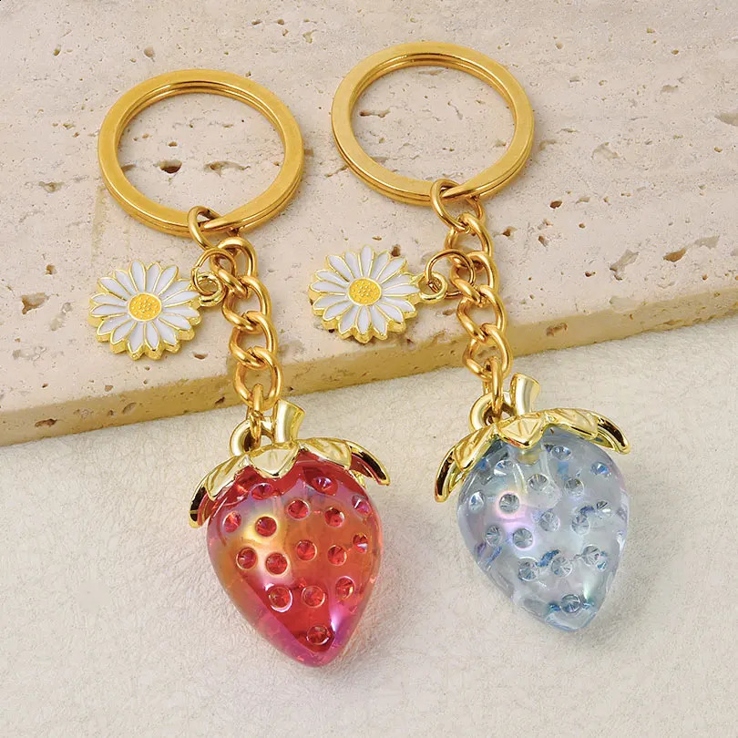 1pc 3D Strawberry Keychain Keyring Stylish Pendant Keychains Flower Keyrings Ornament Backpack Pendants Gift For Fashion Jewelry 250428