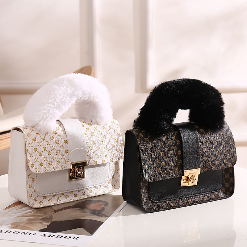 Elegant Foreign Trade Womens Shoulder Tote Perfect Accessory for Everyday Use Design bags