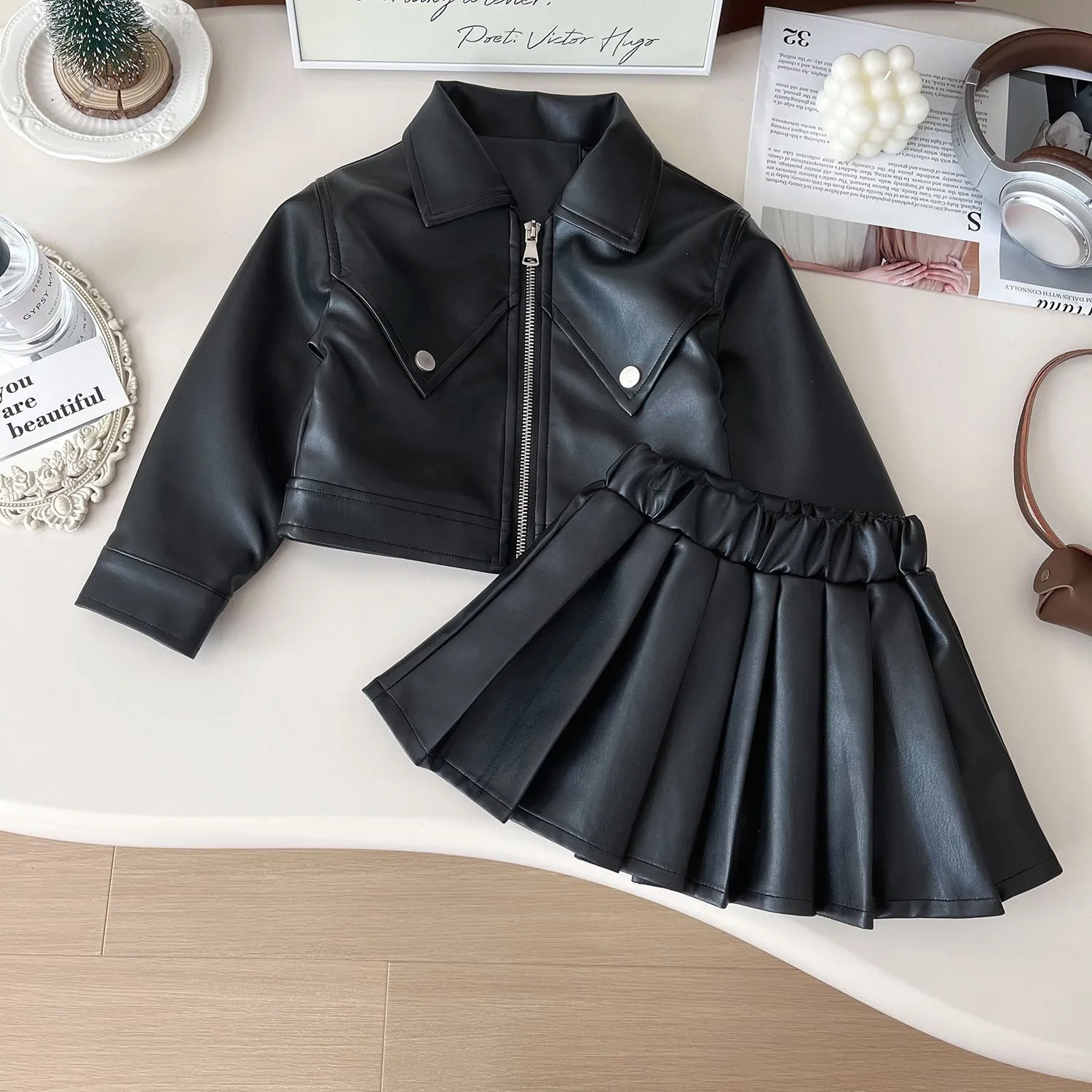 Designers Girls Leather Jacket Dresses 2pc Set Luxury Kids Coat Skirts Set Brand Kids Clothing Coat Set High Quality Kids For Autumn DFG2504288