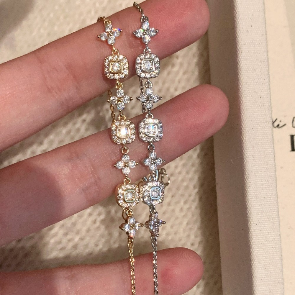 18K Real Gold Plated Zircon Square Flower Adjustable Exquisite and Beautiful Bracelet Light Luxury High-end Hand Accessories - view 6