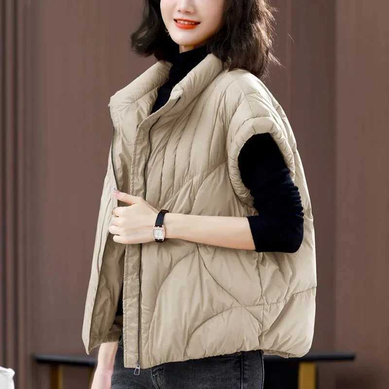 2025 New Korean Womens Vest Puffer Jacket Casual Parkas Round Neck Down Cotton Vest Loose-fit Slim Female Warm Snow Wear TopT251128