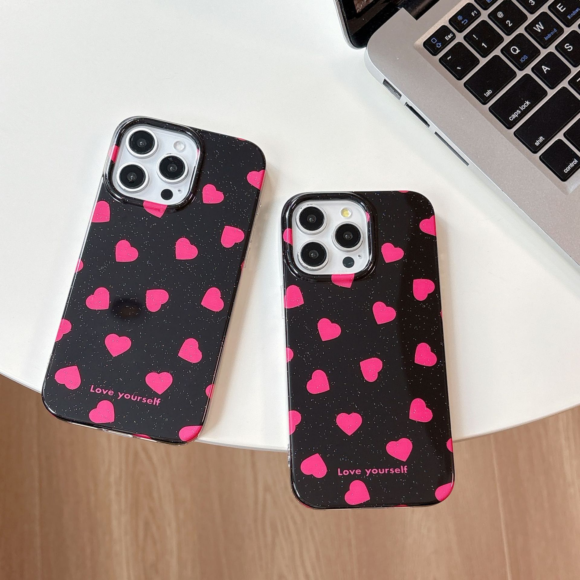 Black Background Heart Phone Case Suitable for iPhone 16/15/14 Pro Max Ins Glitter Half Cover New Model