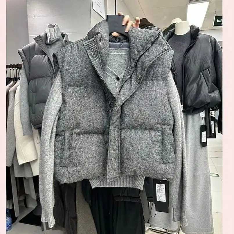 Women Short Down Cotton Vest Stand Collar Sleeveless Outerwear Waistcoat 2025 New Winter Outwear Casual Female Sleeveless JacketT251128