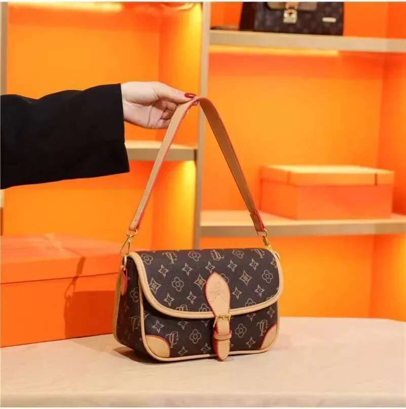 Brand Women's Handbag Designer Genuine Leather Fashionable Underarm Bag High-End Single Shoulder Crossbody Bl11